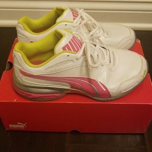 Puma TazPrima Womens Tennis Shoes sz 7